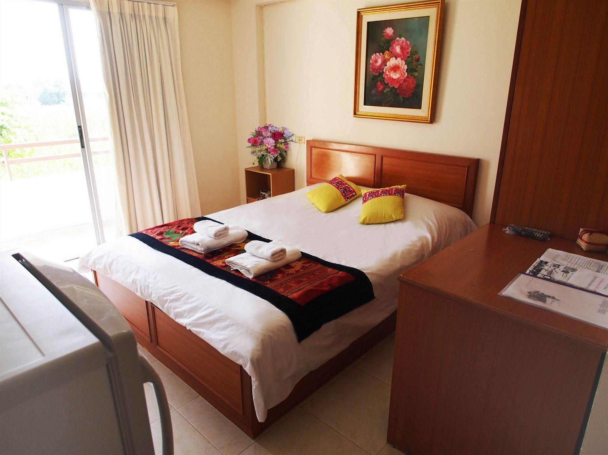 Thanapa Place Bangkok Kültér fotó